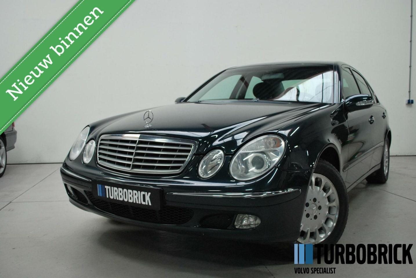 Mercedes-Benz E-klasse - 240 Elegance Automaat | Climate | Cruise | YOUNGTIMER - AutoWereld.nl