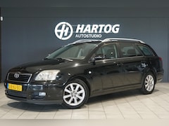 Toyota Avensis Wagon - 1.8 VVTi Linea Luna + TREKHAAK