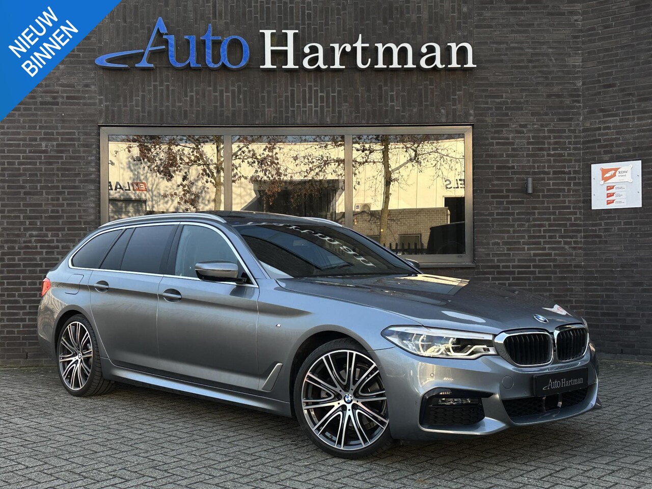 BMW 5-serie Touring - 520i High Executive M-Sport PANO | Head-up | 360 cam | ACC | Keyless-entry - AutoWereld.nl