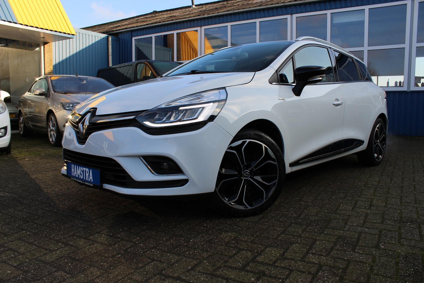 Renault Clio Estate - 1.2 TCe "Intens" Cruise - Half leder - Navi !!! - AutoWereld.nl