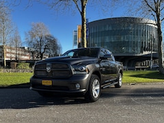 Dodge Ram 1500 - 5.7 V8 4x4 Quad Cab 6'4 Sport