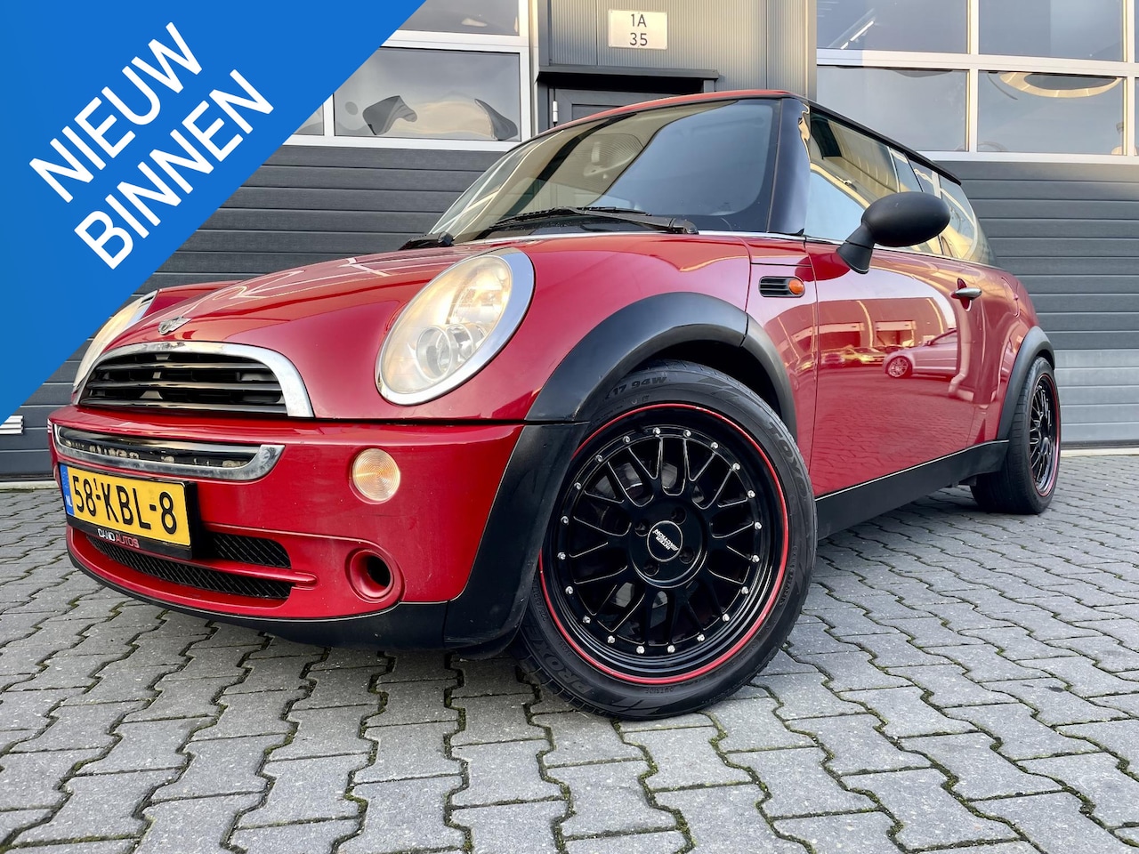 MINI One - Mini 1.6 *RED/BLACK*17 INCH DIKKE VELGEN - AutoWereld.nl