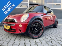 MINI One - 1.6 *RED/BLACK*17 INCH DIKKE VELGEN