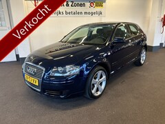 Audi A3 Sportback - 1.6 Attraction Pro Line Business | Cruise control | Multimediascherm | Climate control | L