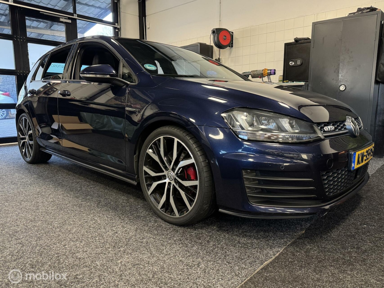 Volkswagen Golf - 2.0 TDI GTD DSG / PANO / DYN / LEER / VOL - AutoWereld.nl