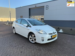 Toyota Prius - 1.8 Dynamic AUTOMAAT NAVIGATIE Camera Volledig onderhouden