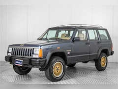 Jeep Cherokee - 2.5i S