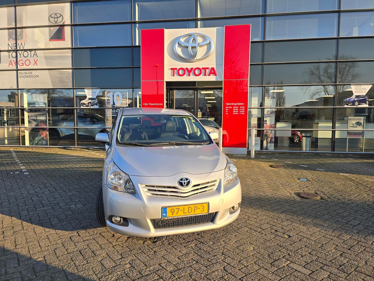 Toyota Verso - 1.8 VVTI 7P Aspiration - AutoWereld.nl