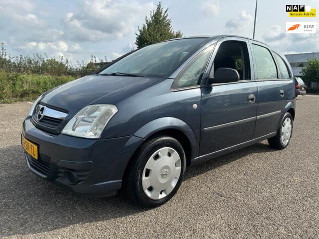 Opel Meriva - 1.6- Business AIRCO BJ 2-2006 APK 1-2026 - AutoWereld.nl