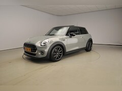 MINI Cooper - 3-deurs Panoramadak / PDC / Cruise Navigatie / CarPlay / Getint glas achter / Alu wielen 1