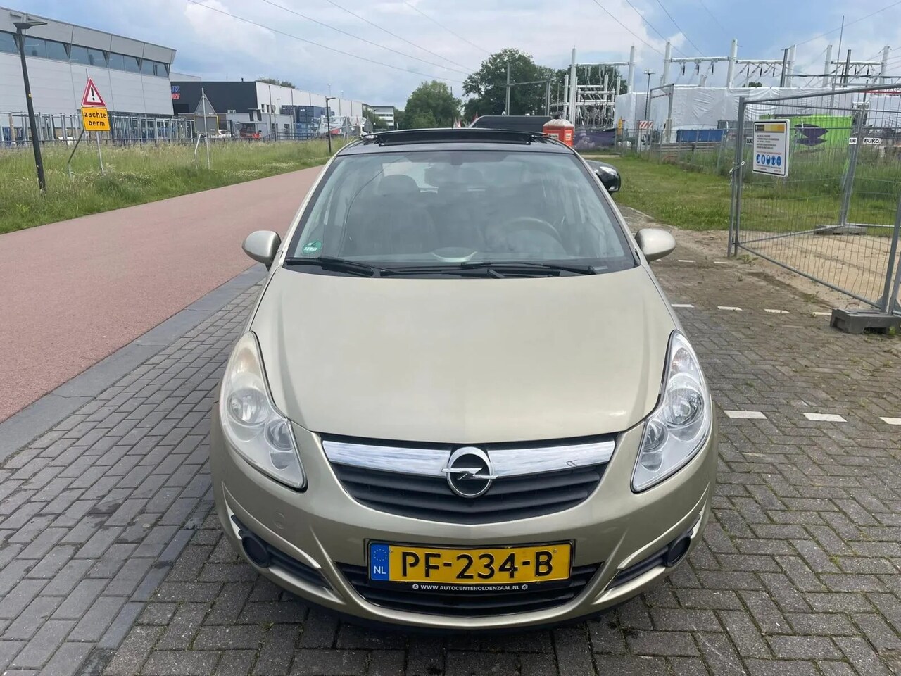 Opel Corsa - 1.4-16V Enjoy 1.4-16V Enjoy - AutoWereld.nl