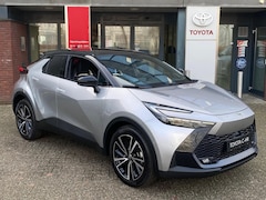 Toyota C-HR - 2.0 Plug-in Hybrid 220 Executive NIEUW DIRECT LEVERBAAR HEAD-UP JBL-AUDIO ELEK-STOEL + GEH