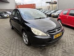 Peugeot 307 - 2.0-16V XSI