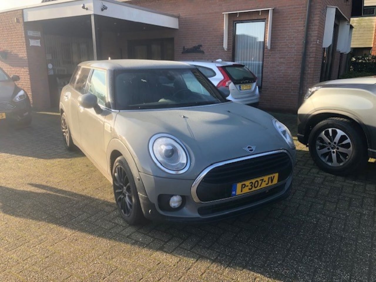 MINI Clubman - CLUBMAN 1.5 ONE CHILI - AutoWereld.nl