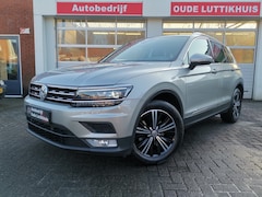 Volkswagen Tiguan - 1.4TSI 150PK DSG Highline Sound Led Carplay Cruise