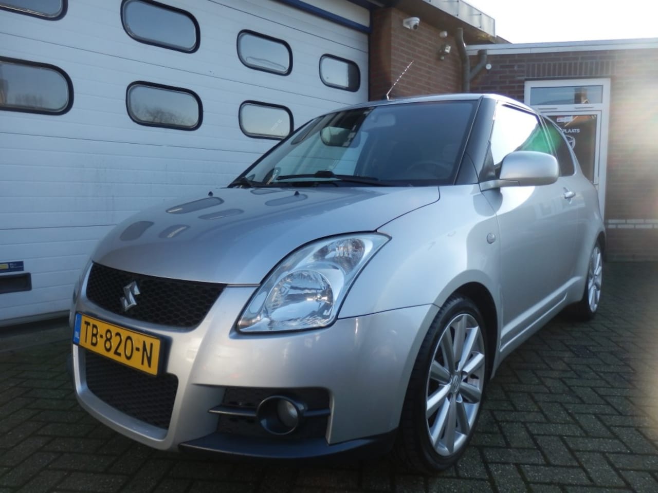 Suzuki Swift - 1.6 Sport 1.6 SPORT - AutoWereld.nl