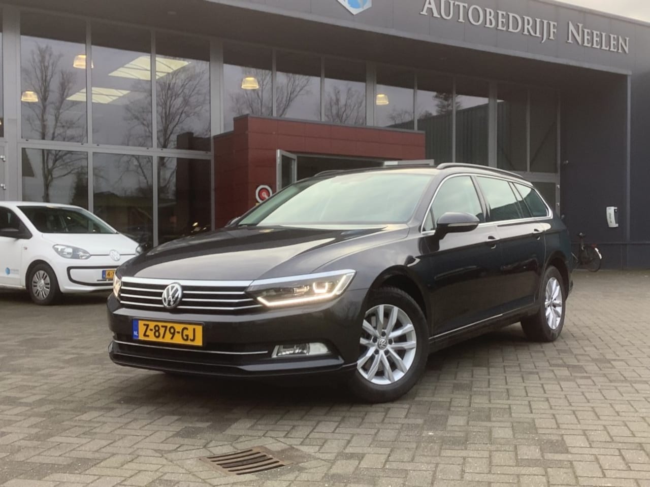 Volkswagen Passat Variant - Variant 1,5 TSi Highline Business - AutoWereld.nl