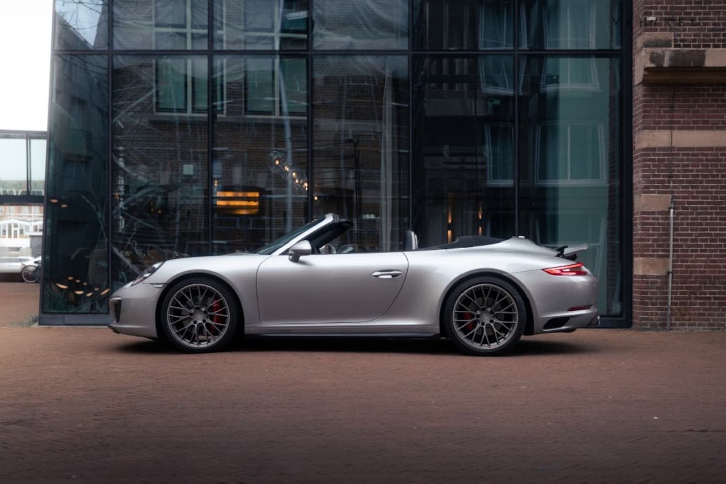 Porsche 911 - 3.0 CARRERA 4S - PTV Plus - Sport Chrono - 18 wegs incl. memory - AutoWereld.nl