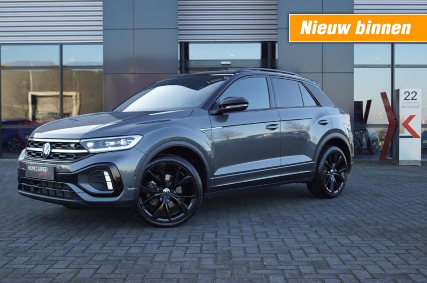 Volkswagen T-Roc - 1.5 TSI DSG R-Line Black style 150pk /IQ Matrix Led /Camera/19LM - AutoWereld.nl