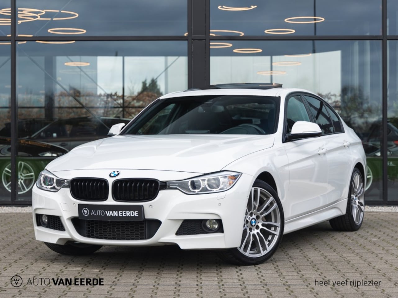 BMW 3-serie - 335i xDrive M-sport Sportaut. - Dak, HiFi etc - AutoWereld.nl