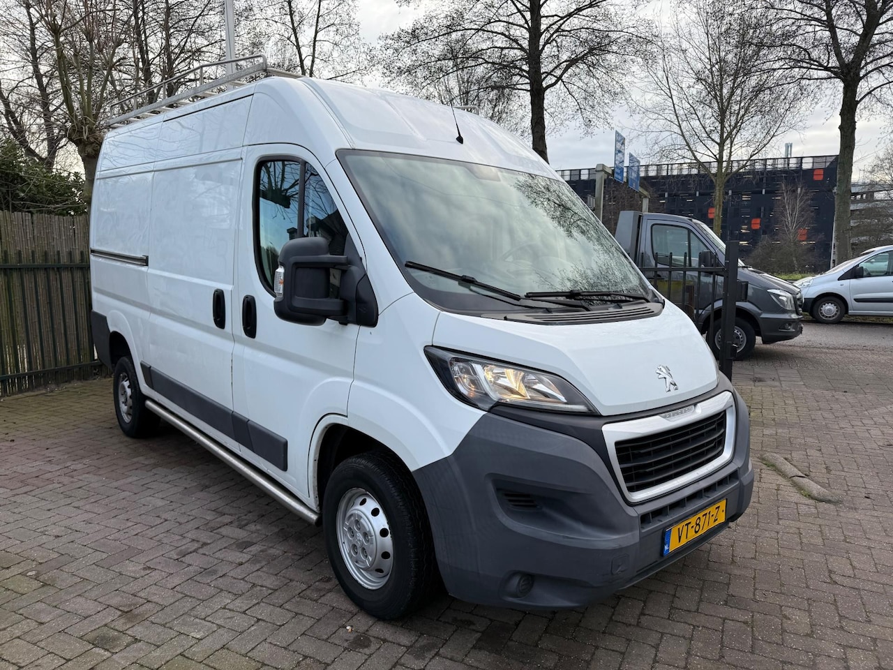 Peugeot Boxer - 330 2.2 HDI L2H2 XR Airco Camera 3Pers 6990 NETTO - AutoWereld.nl