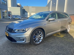 Volkswagen Passat Variant - 1.4 TSI GTE Highline GTE Business Highline Connection  Stationwagen | 2015 | Plug-in Hybrid