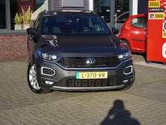 Volkswagen T-Roc - 1.5 TSI Sport Business