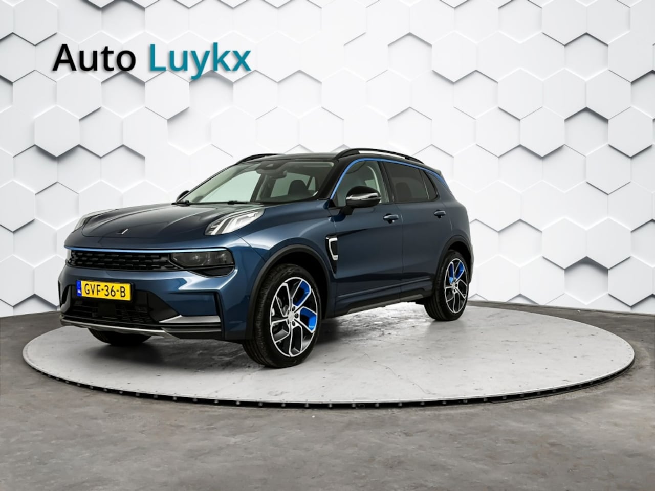 Lynk & Co 01 - 1.5 PHEV | 262 PK | Panoramadak | Navigatie - AutoWereld.nl