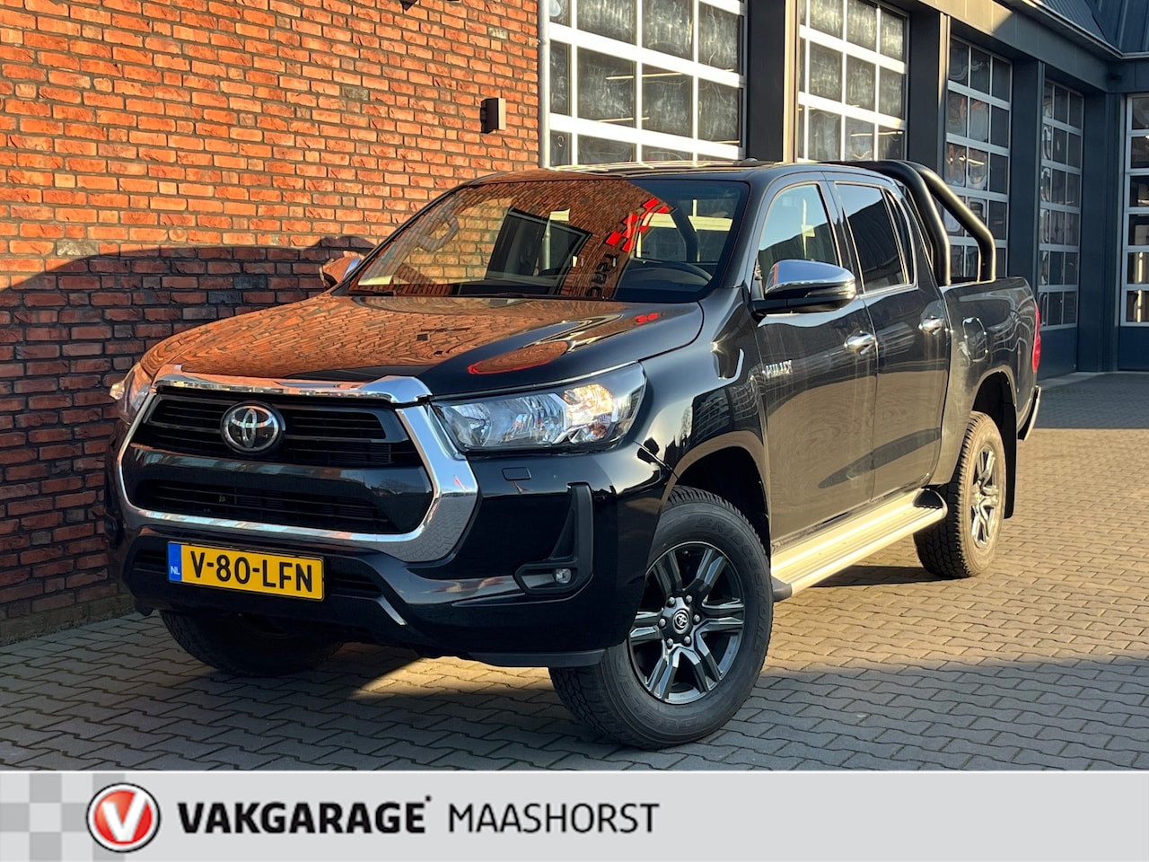 Toyota HiLux - 2.4 D-4D Double Cab Challenger BTW Automaat/AchteruitrijCamera/Adapt.Cruise/DAB/Clima/AppC - AutoWereld.nl