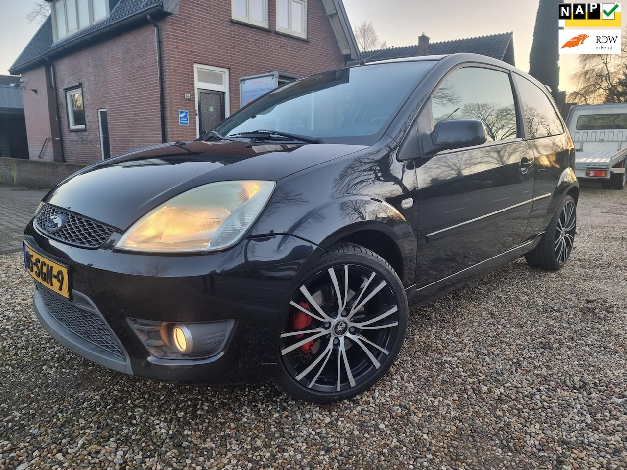 Ford Fiesta - 2.0-16V ST 150PK|DAB+|NWE APK|NETTE EN GOED OHDN AUTO! - AutoWereld.nl