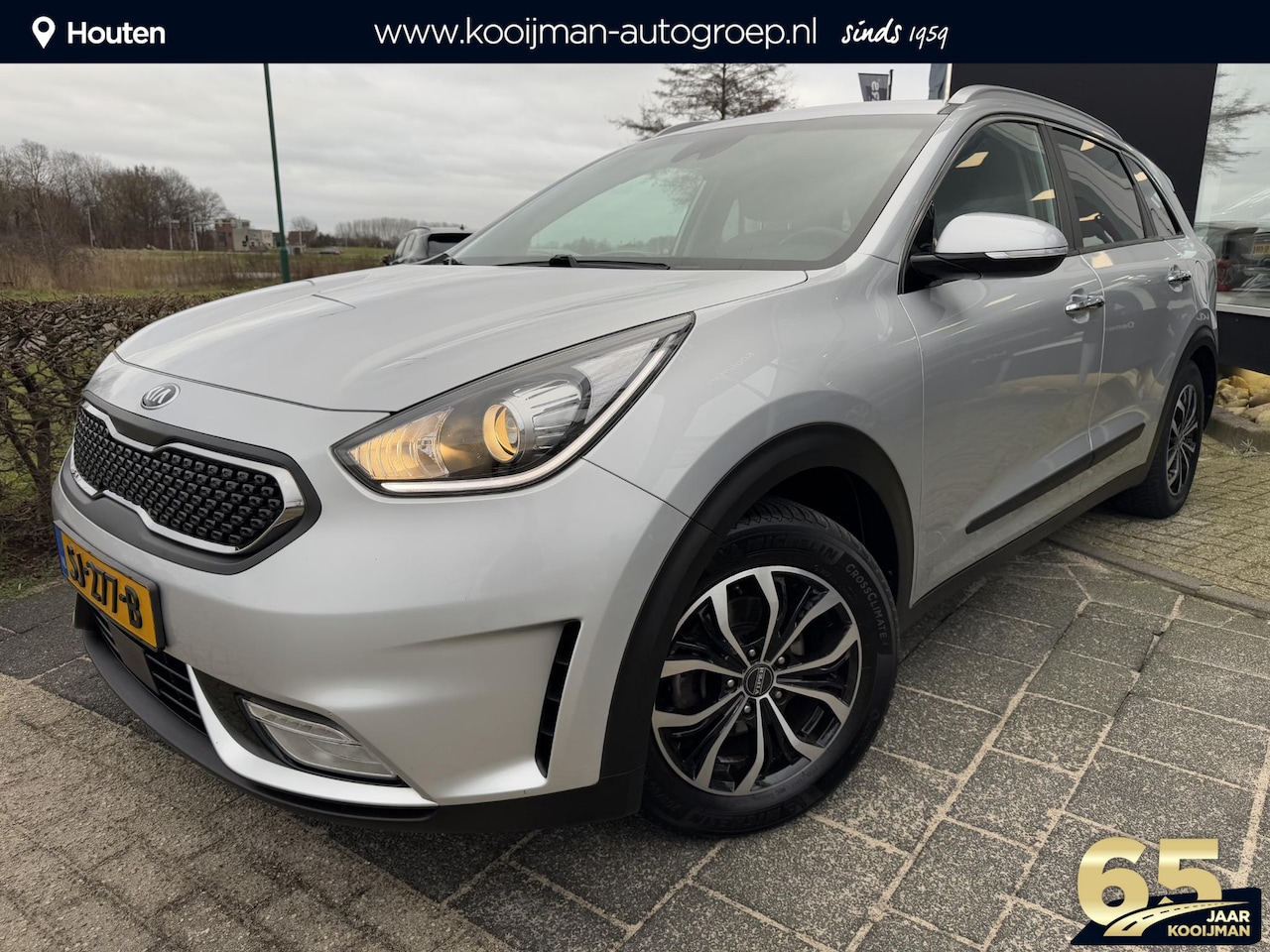 Kia Niro - 1.6 GDi Hybrid BusinessLine | Leren Bekleding | Stoel/Stuurverwarming | Nette auto | Metal - AutoWereld.nl