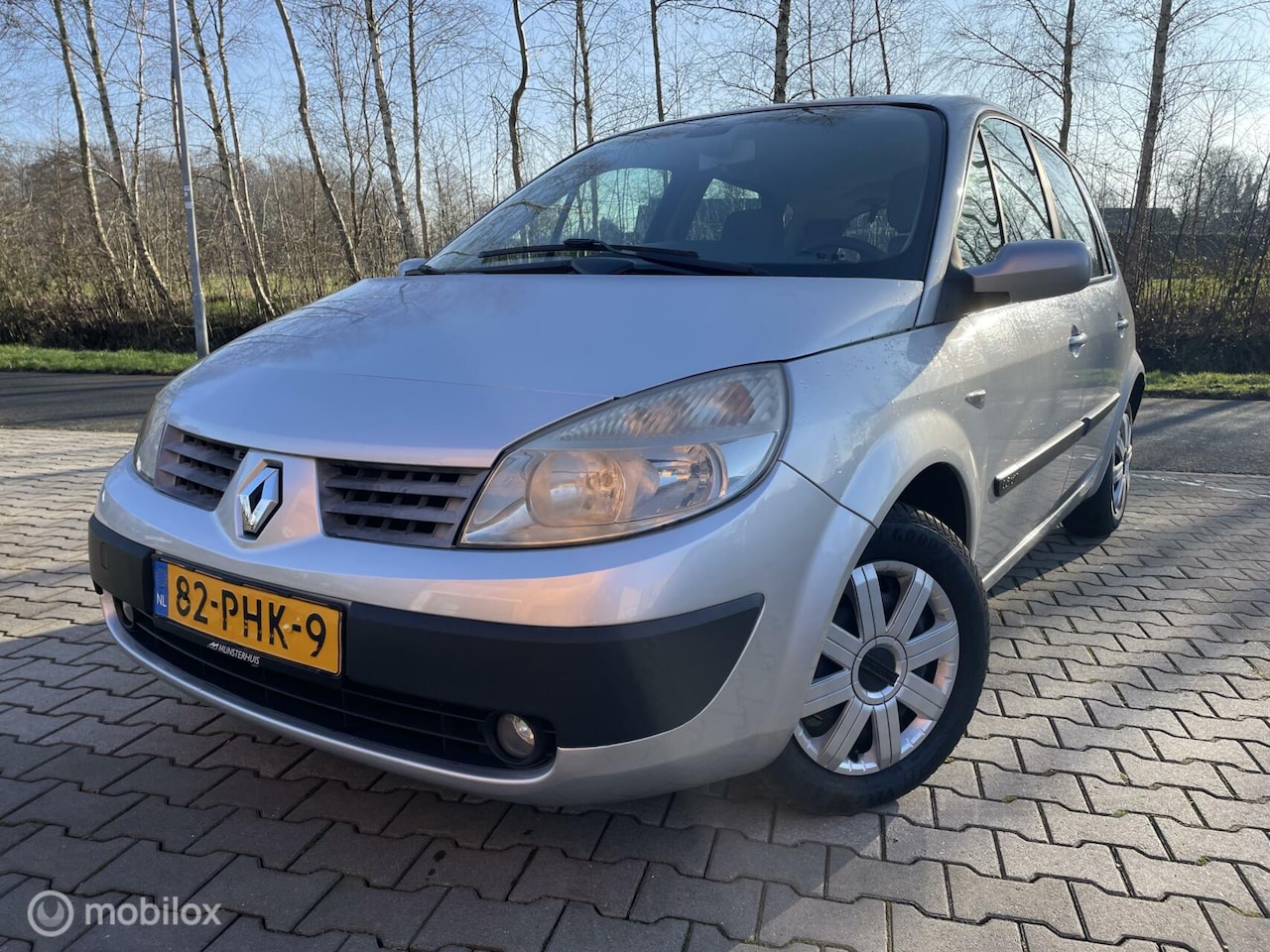 Renault Scénic - 1.6-16V Dynamique 1.6-16V Dynamique - AutoWereld.nl