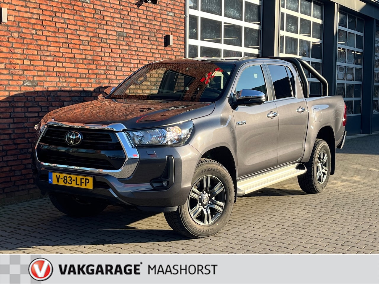 Toyota HiLux - 2.4 D-4D Double Cab Challenger BTW Automaat/AchteruitrijCamera/Adapt.Cruise/PDC/DAB/Clima/ - AutoWereld.nl