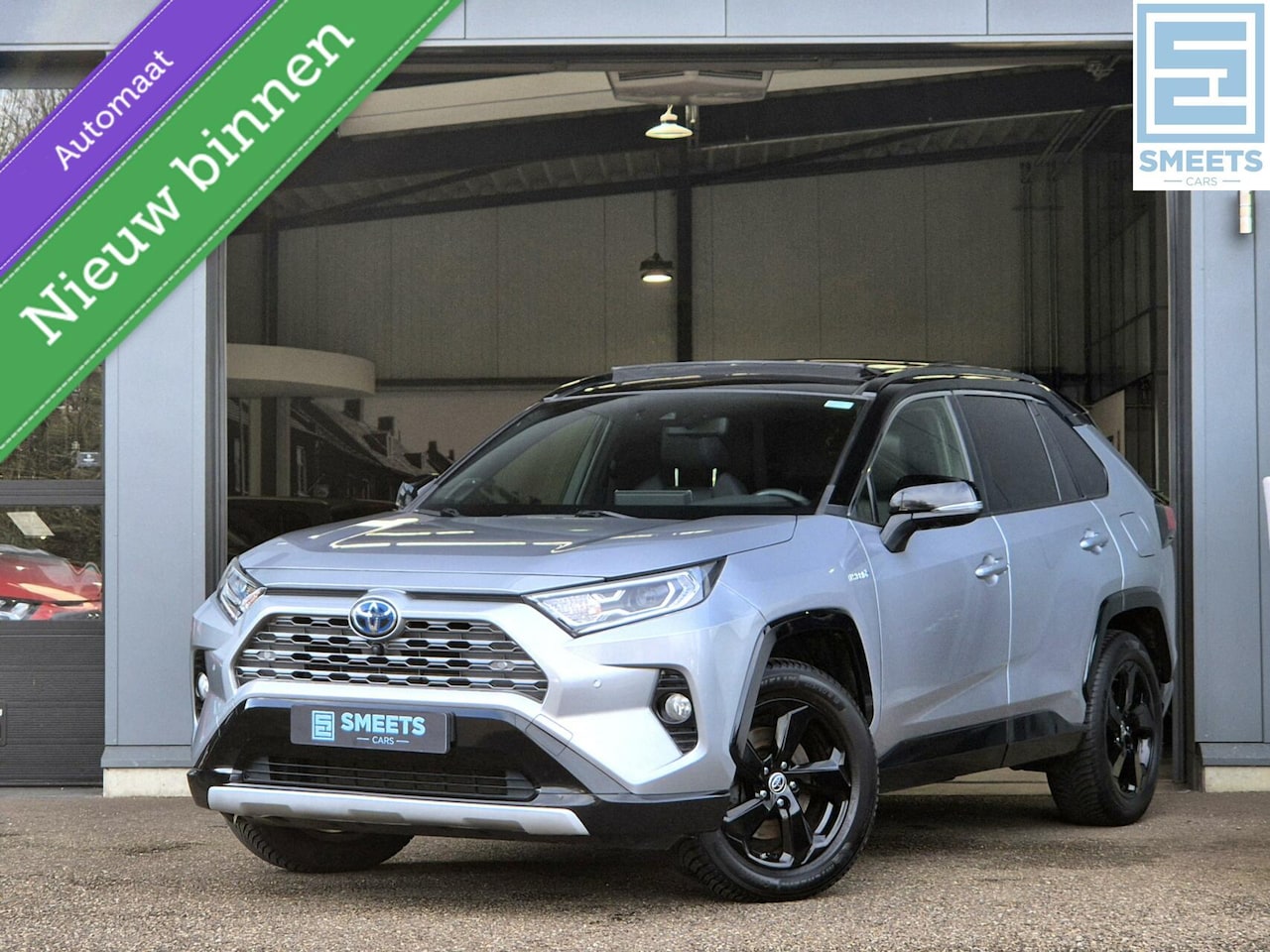 Toyota RAV4 - 2.5 Hybrid Bi-Tone Automaat |H.leer|Pano|Cam|Navi - AutoWereld.nl