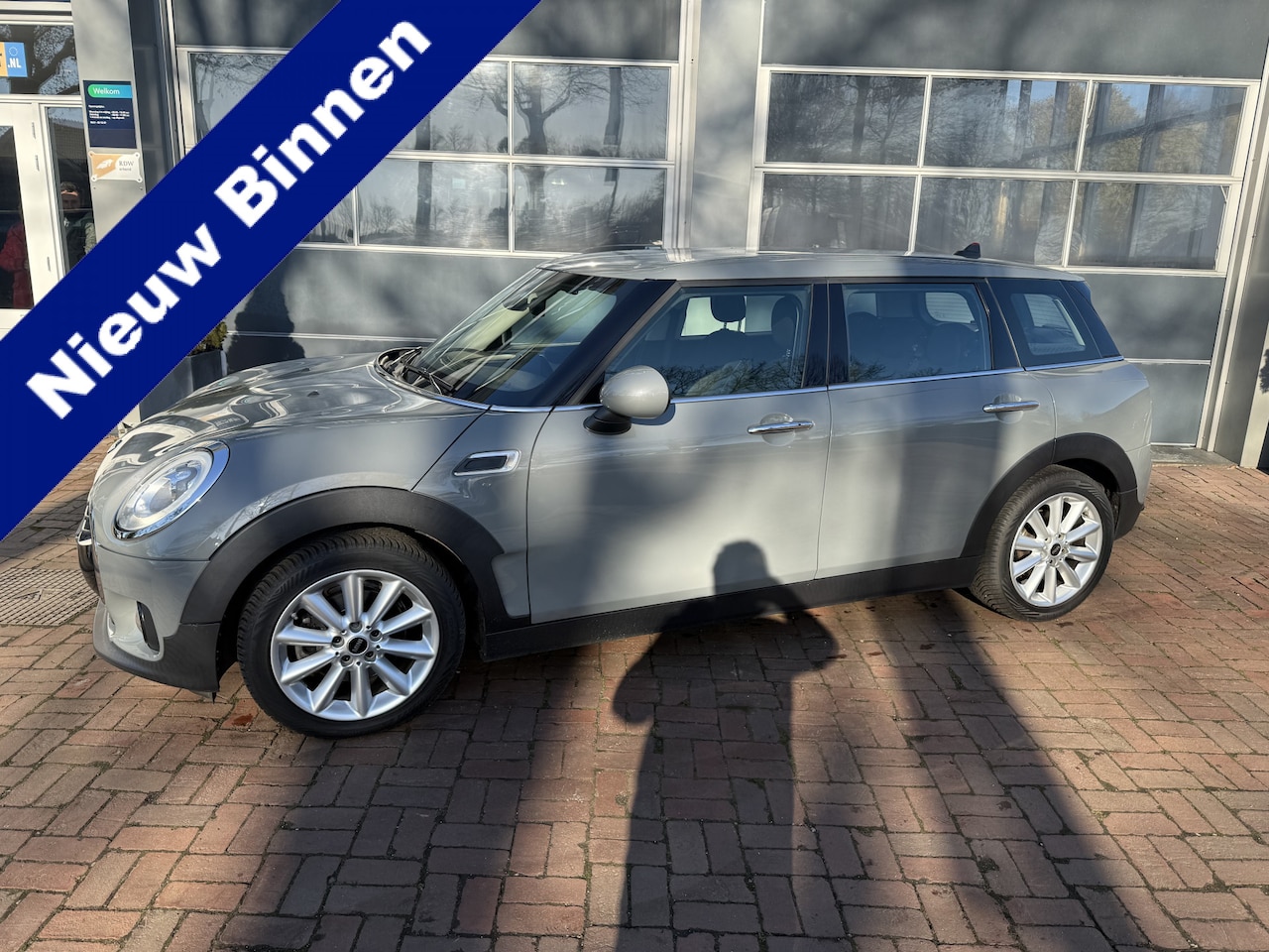 MINI Clubman - Mini 1.5 Cooper Business | Org.NL  03-2017 117.655 KM - AutoWereld.nl