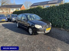 Volkswagen Polo - 1.4-16V Optive | Airco | Elekt. Ramen | 5 Deuren | Radio / CD | APK tot 12-12-2025