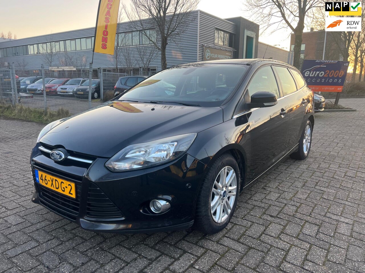 Ford Focus Wagon - 1.6 TDCI Lease Titanium - Keyless - Navi - AutoWereld.nl