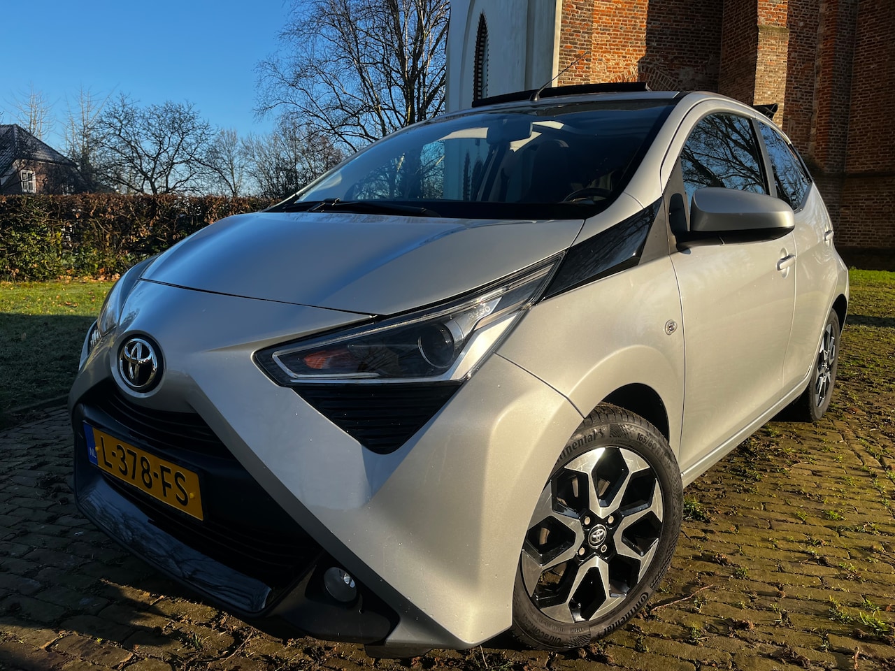 Toyota Aygo - 1.0 VVT-i x-joy cabrio | CABRIO | CRUISE | CARPLAY - AutoWereld.nl