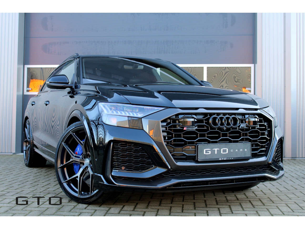 Audi RSQ8 - 4.0 TFSI RSQ8 Quattro Vossen/Carbon/Dynamic Plus/Keramisch/Alcantara/ - AutoWereld.nl