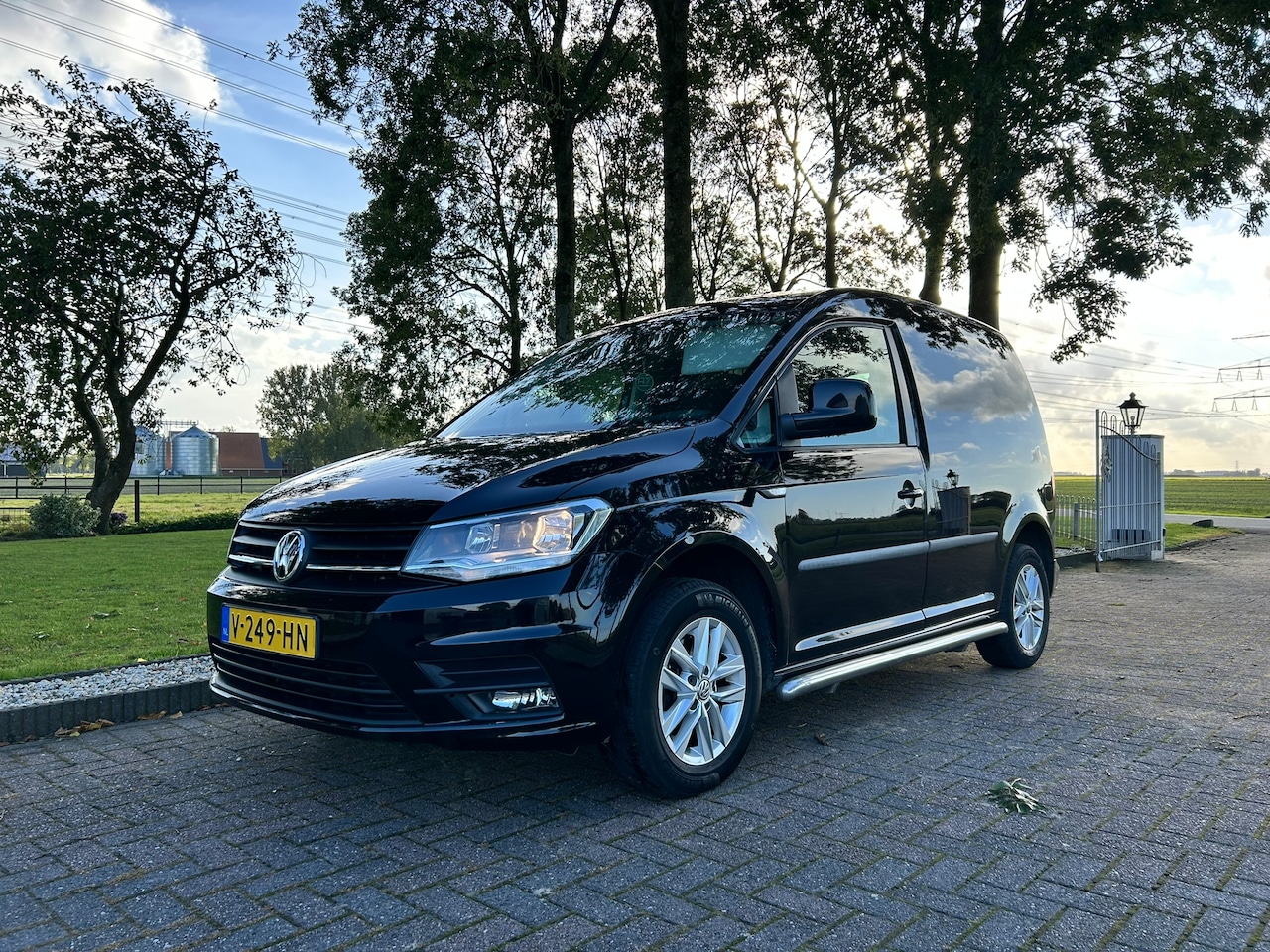 Volkswagen Caddy - 2.0 TDI L1H1 BMT Highline - AutoWereld.nl