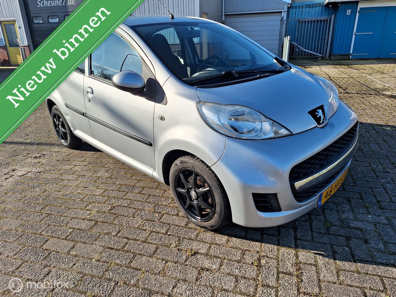 Peugeot 107 - 1.0-12V Sublime 1.0-12V Sublime - AutoWereld.nl