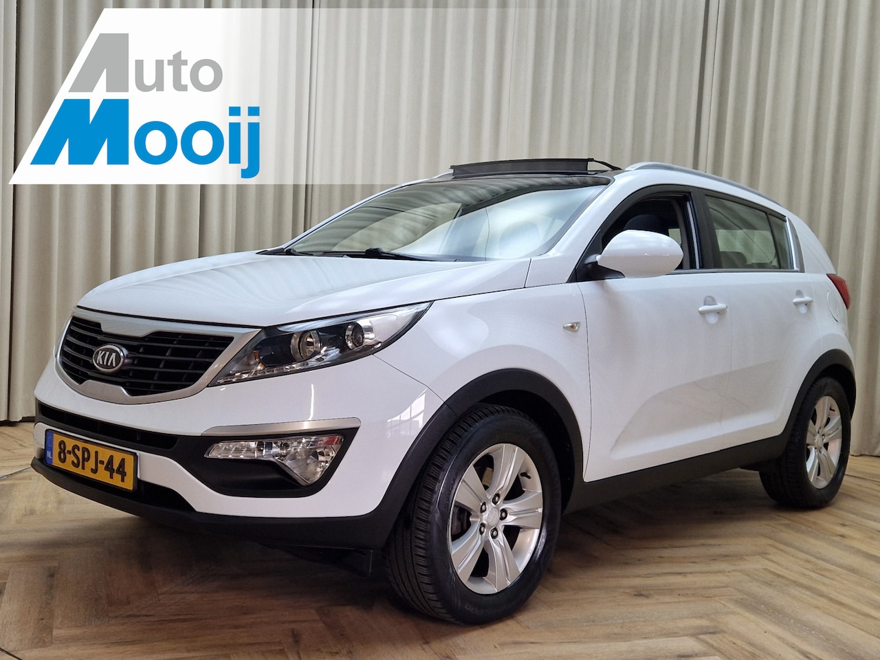 Kia Sportage - 1.6 GDI *Panoramadak* Trekhaak / Navigatie / Camera / Cruise Control / ECC Clima / 17'' LM - AutoWereld.nl