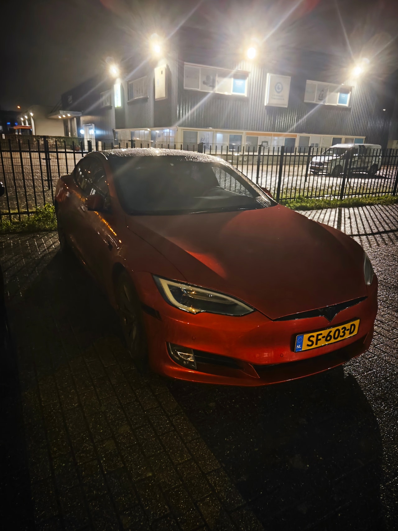 Tesla Model S - 75D Base - AutoWereld.nl