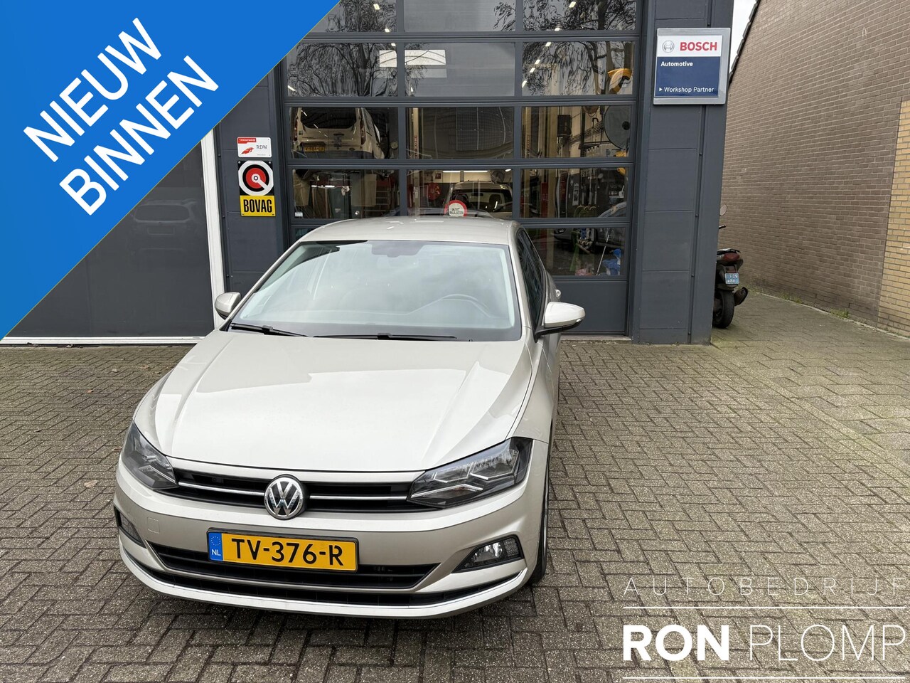 Volkswagen Polo - 1.0 TSI Highline Automaat / Airco clima/ Navigatie/ Cruise/ Camera/ Apple Carplay/Android - AutoWereld.nl