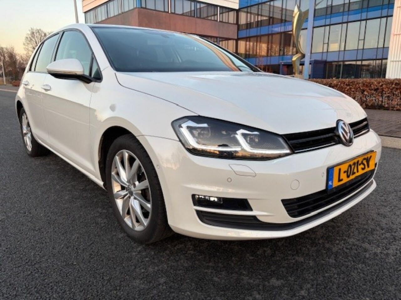 Volkswagen Golf - 1.2 TSI Highline 1.2 TSI High line - AutoWereld.nl