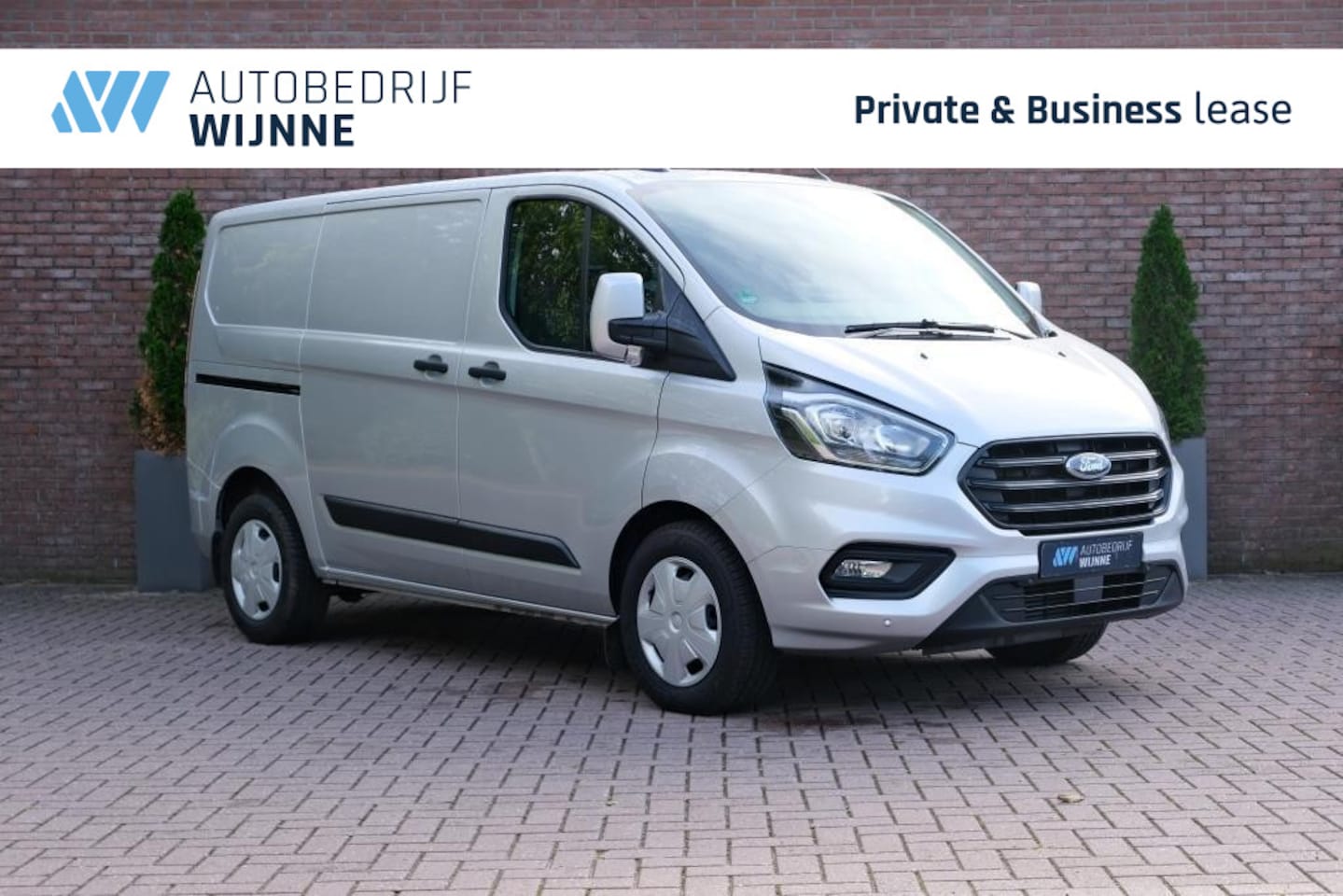 Ford Transit Custom - 300 2.0 TDCi 131pk Aut. L1H1 Trend | 3 Zits | App Connect | Airco | Blind Spot | Verwarmde - AutoWereld.nl