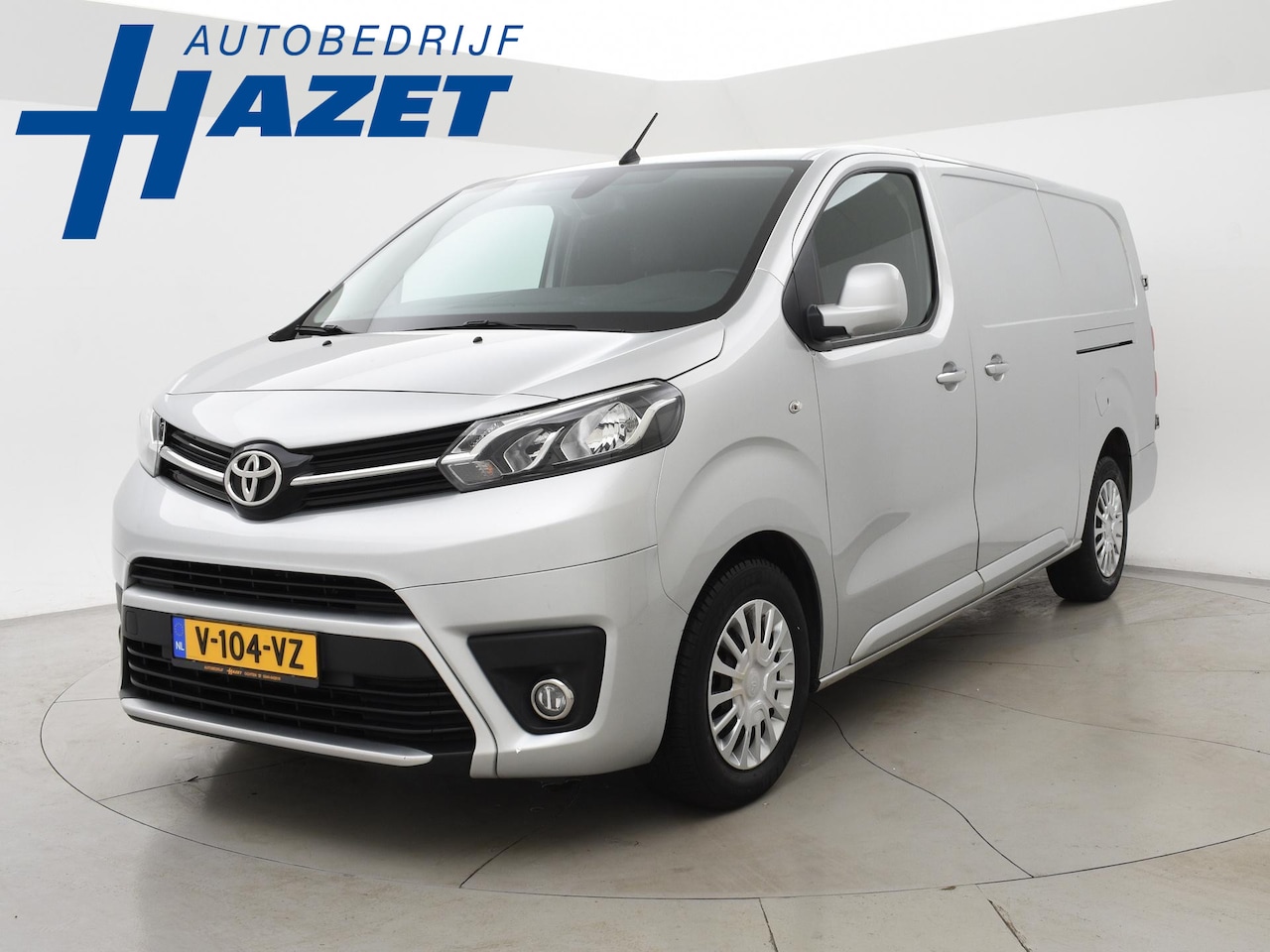 Toyota PROACE Long Worker - 2.0 D-4D PROFESSIONAL + 2 SCHUIFDEUREN | LEDER | NAVIGATIE | TREKHAAK 2500 KG - AutoWereld.nl