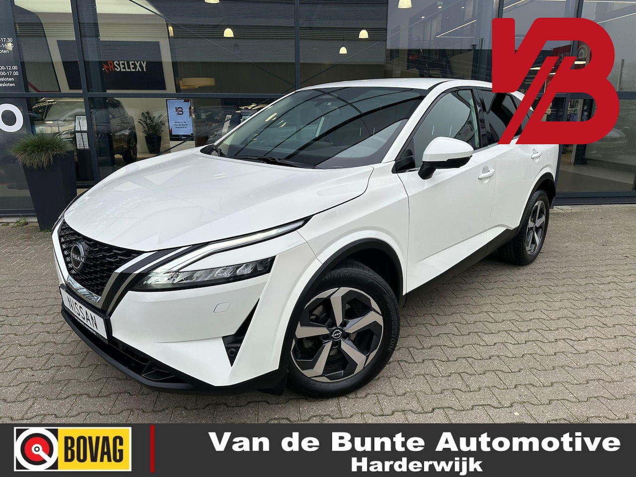 Nissan Qashqai - 1.3 MHEV Xtronic N-Connecta *stoel- stuurverwarming* - AutoWereld.nl