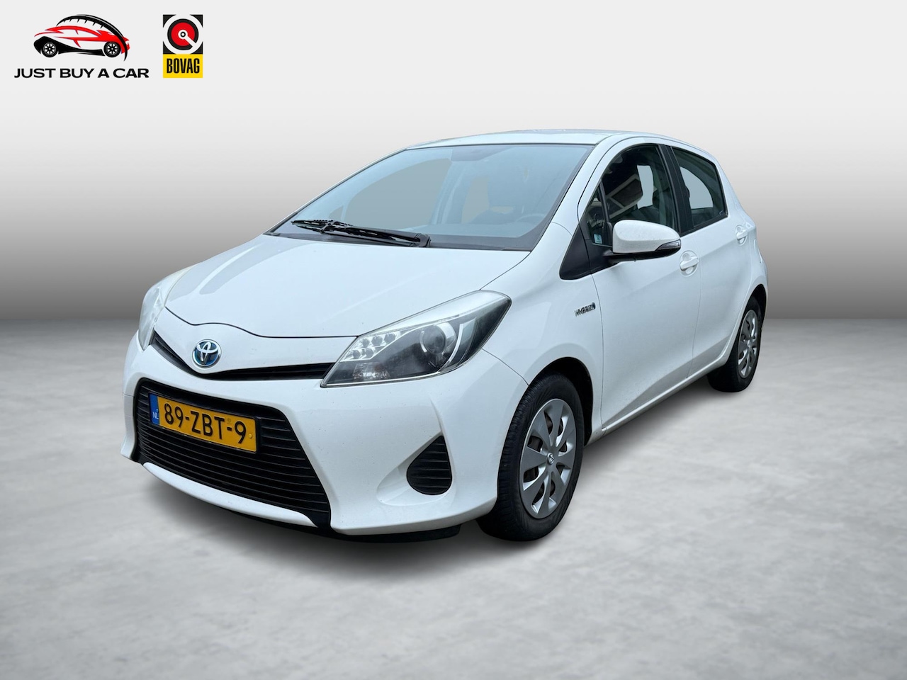 Toyota Yaris - 1.5 Full Hybrid Aspiration 2e eigenaar / Onderhouden / NAVI CLIMA CRUISE CAMERA BLUETOOTH - AutoWereld.nl