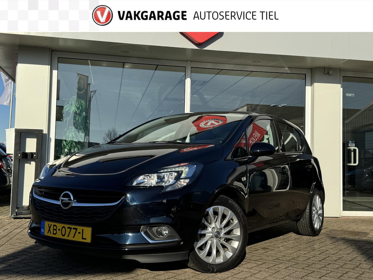 Opel Corsa - 1.0 Turbo Online Edition Navigatie, Parkeersensoren, Climate control - AutoWereld.nl